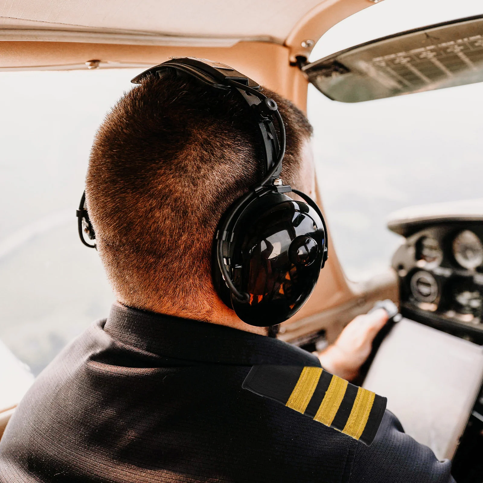 

1 Pair Pilot Epaulets Three Gold Stripes Captain Shoulder Boards For Airline Uniforms Performance Props Pilot Uniform