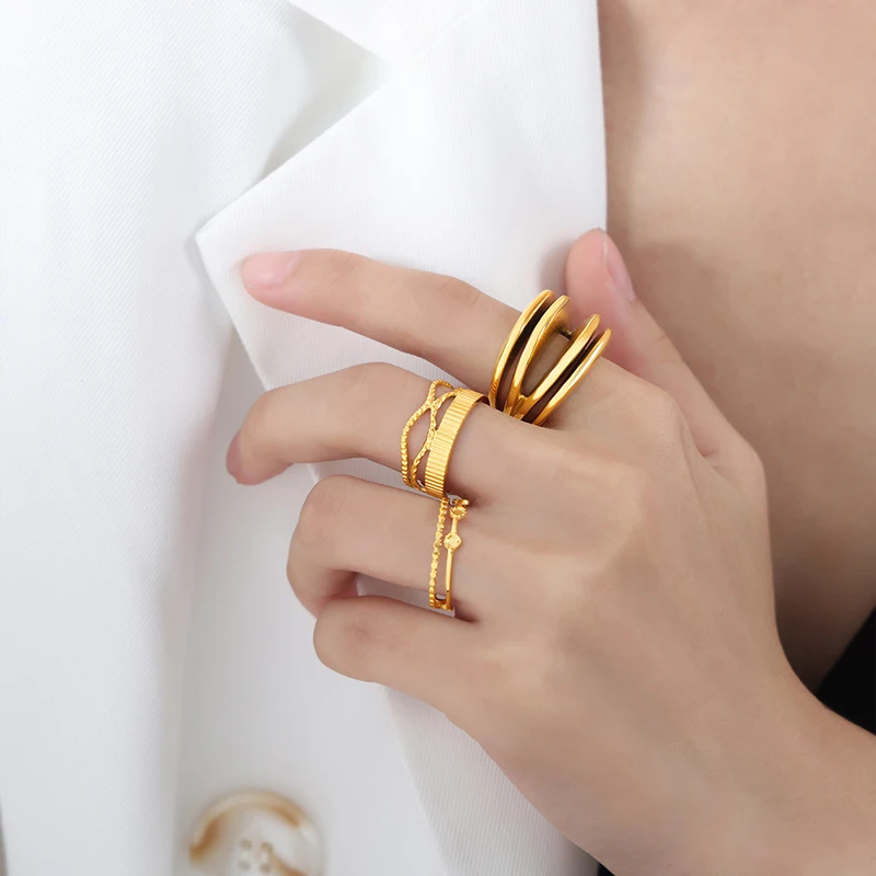 Liora Stainless Steel Rings For Women Multilayered Round Statement Rings PVD Gold Plated Waterproof Fashion Jewelry