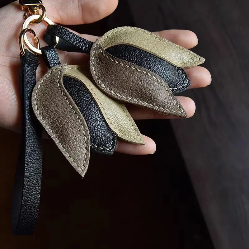 Genuine Leather Tulip Flower Bag Keychain Pendant Luxury Cactus Four-leaf Clover Design Car Key Pendant Handmade Ladies Gift