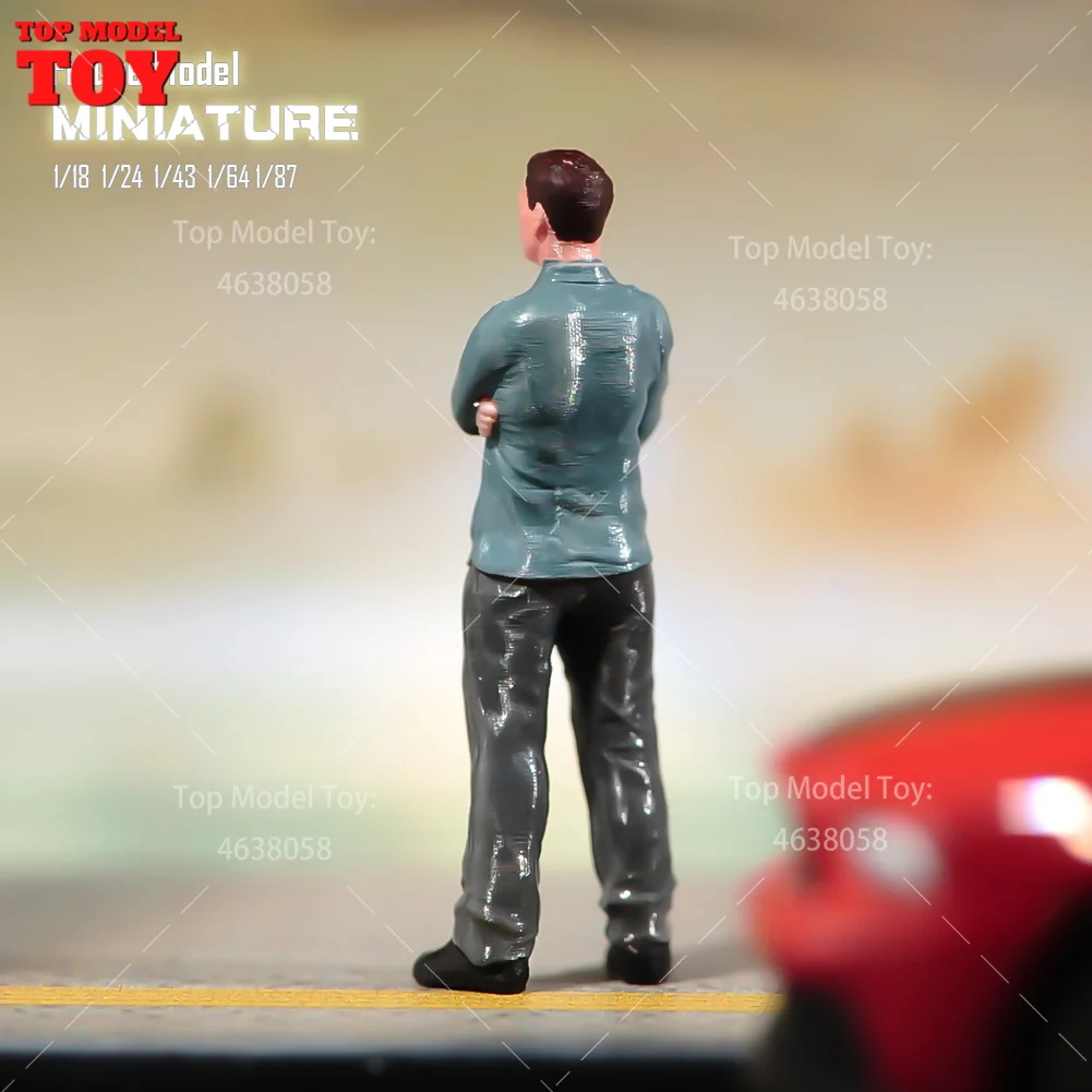 Painted Miniatures 1/24 1/64 1/43 1/87 Stand Posture Paul Walker Male Scene Figure Doll Unpainted Model For Car Vehicles Toy