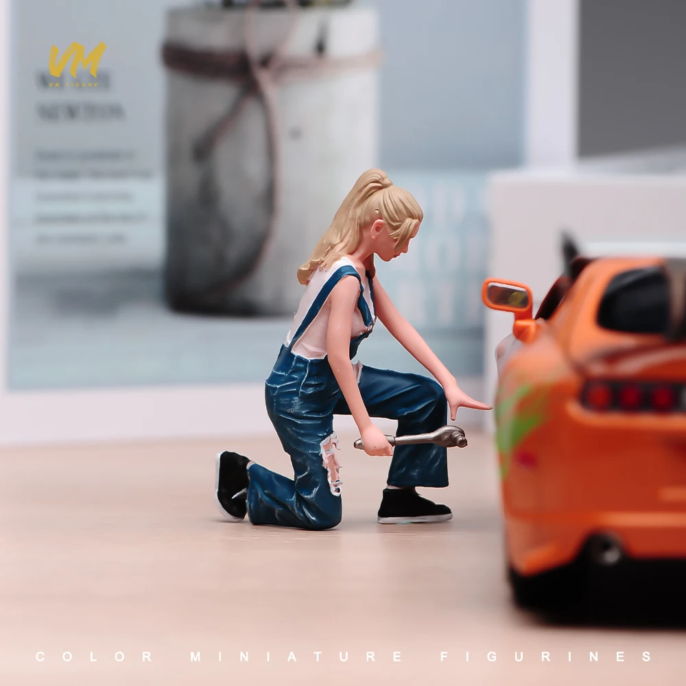 Face Painted Miniatures 1/18 1/24 1/43 1/64 1/87 Headphone Girl Young Woman Jacket Boy Tough Guy Scene Props View Vehicle Decor image 41