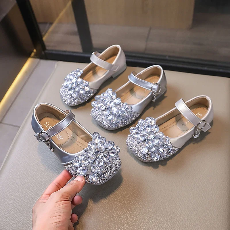 Luxury Girl Shoes Elegant Rhinestone Kids Leather Shoe Shallow Versatile Children Fashion Princess Causal Flat Shoes Autumn New