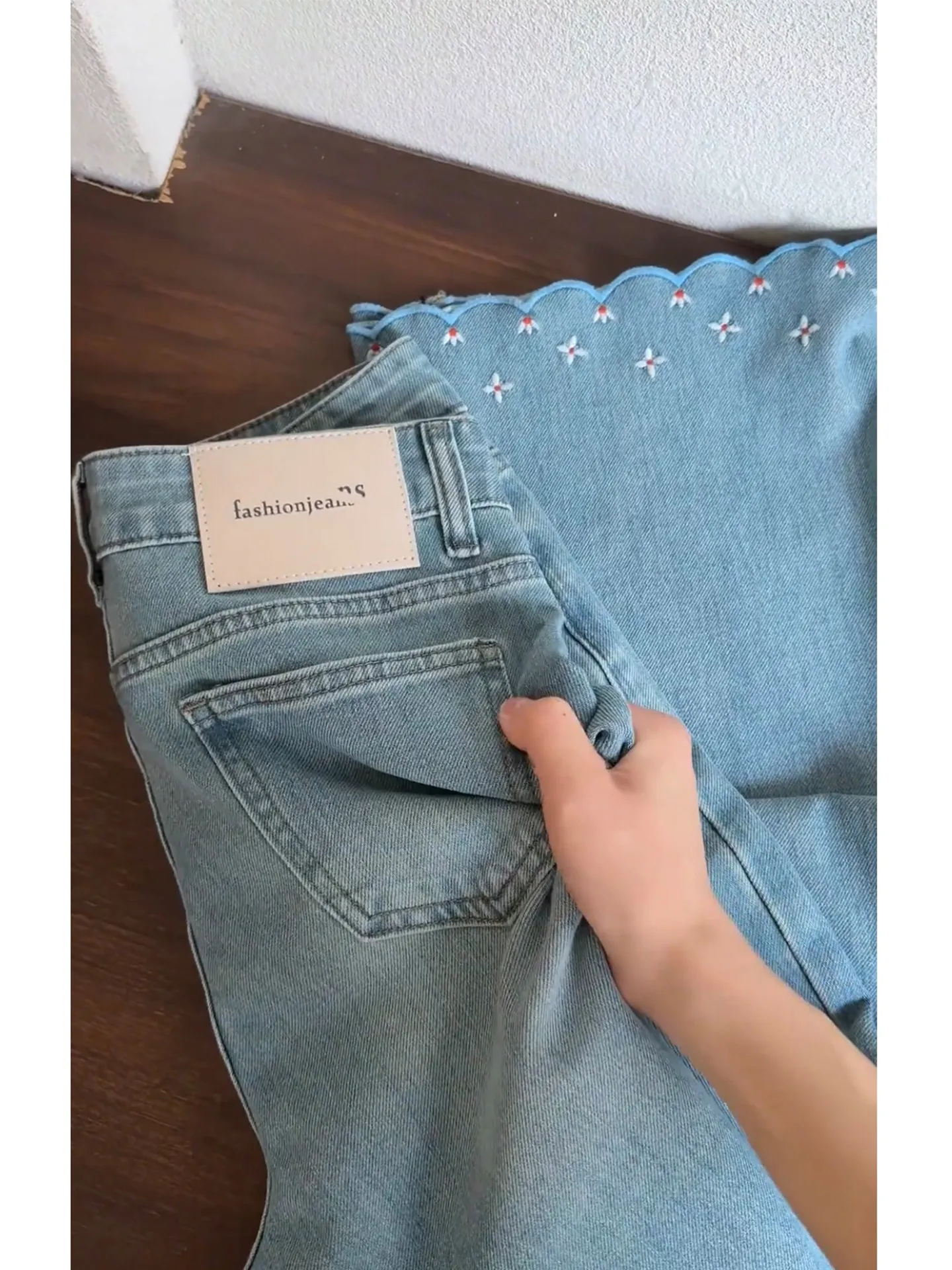 

Embroidered Flared Jeans Women's Spring Summer New plus Size High Waist Slimming Design Sense Nine Point Straight Leg Flared ...
