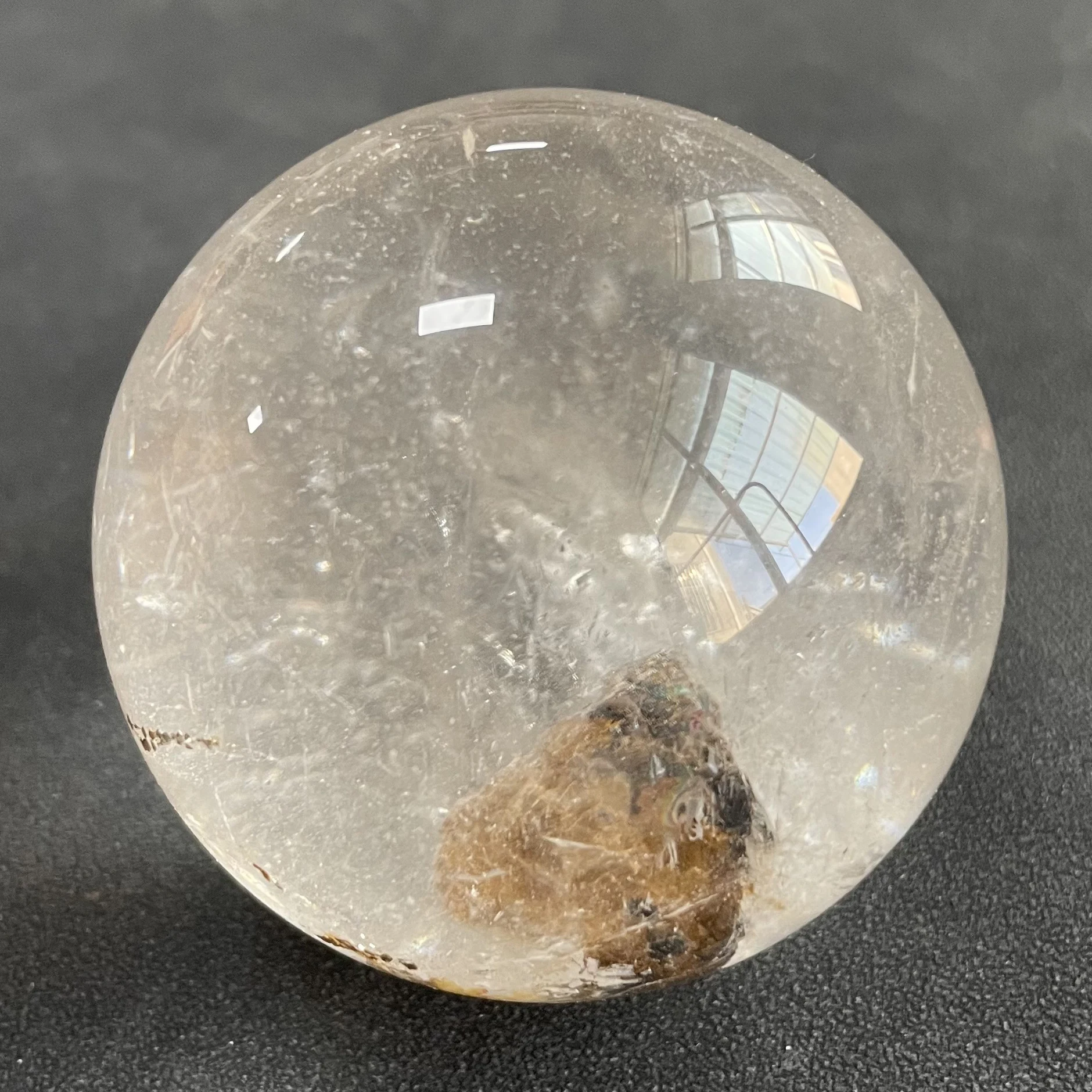 

224g Natural Stone Clear Quartz Ball Polished Rainbow Sphere Crystal Ball Reiki Healing Gift Room Decor Fengshui Y1852