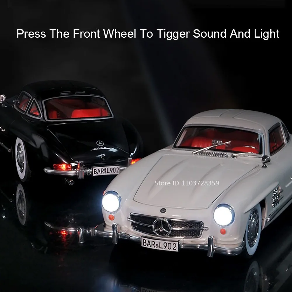 1:24 300SL Vintage Car Toy Models Alloy Diecast Sound Light Doors Opened Pull Back Shock Absorption Christmas Gifts for Kids