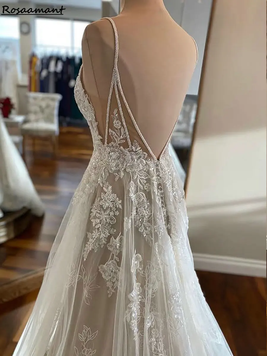 بريق مطرزة يزين الدانتيل بلا أكمام ألف خط فساتين الزفاف السباغيتي الأشرطة عارية الذراعين أثواب الزفاف البلد