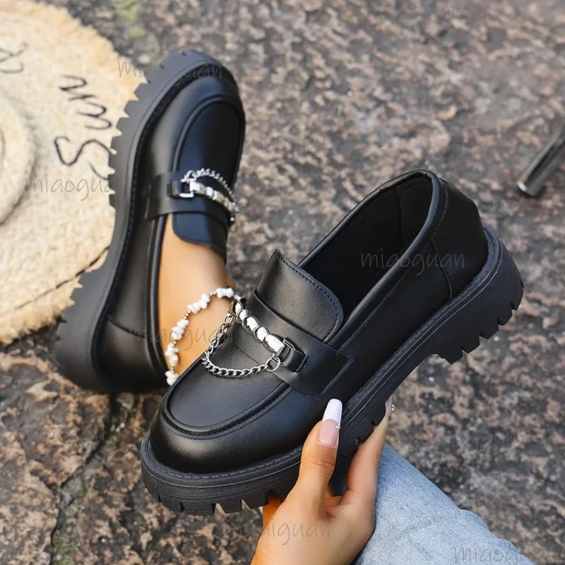 Fashion Metal Chain Platform Loafers Women Thick Bottom Pu Leather Shoes Woman Slip on Black Student Shoes Size 35-43 Zapatos