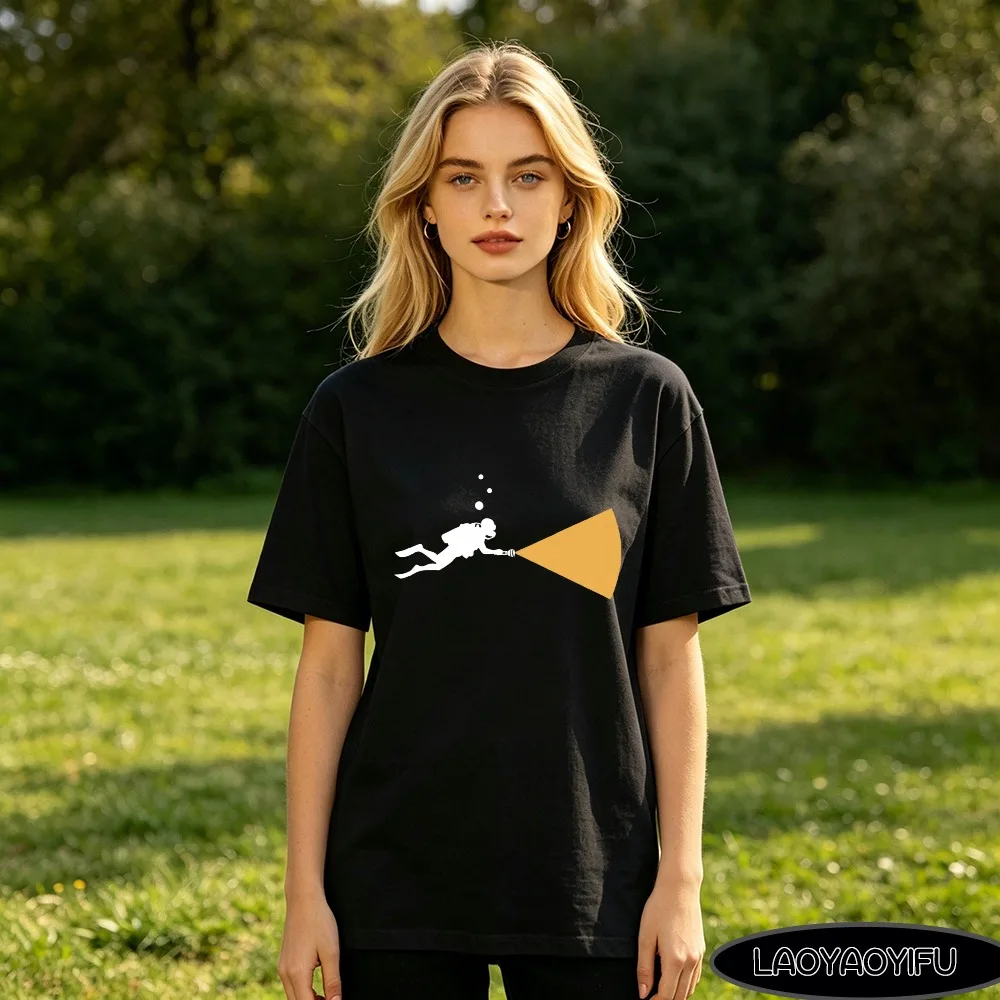 Scuba Diving Flashlight Silhouette T-Shirt Casual Short Sleeve Cotton Tee Ocean Diver Graphic Sport Tops Diver Silhouette Tees