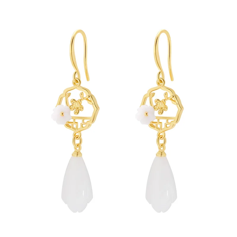 ماغنوليا أقراط على الطراز الصيني قطرة شيونغسام الطبيعية Hotan اليشم زهرة بيضاء أقراط للنساء كبار خمر مجوهرات الزفاف