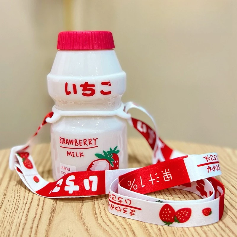 Botella de agua de yogur bonita de plástico de 480ml, botella para beber en forma de Yakult, botella agitadora de cartón de leche Kawaii para niños/niñas/adultos