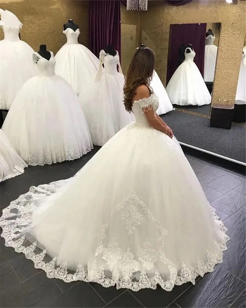 

Customzied Ball Gowns Lace Wedding Dresses Backless Off Shoulder Appliques Country Style Bridal Vestidoe De Noiva 1