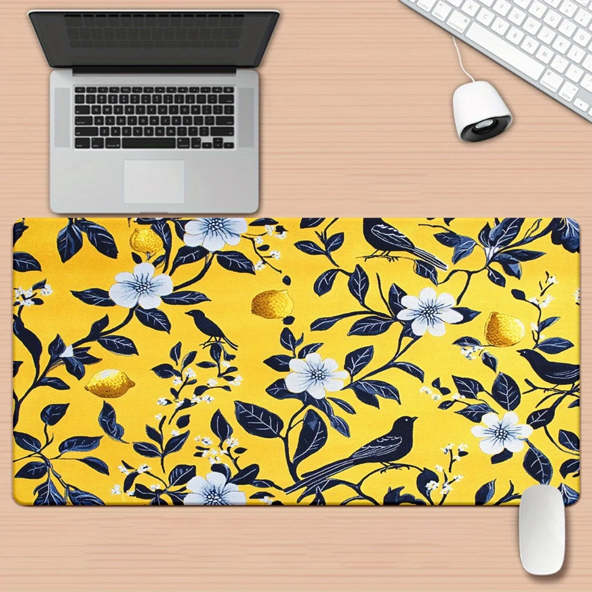 mouse-pad-grande-com-padrao-floral-de-passaros-amarelos-base-de-borracha-antiderrapante-para-pc-e-laptop