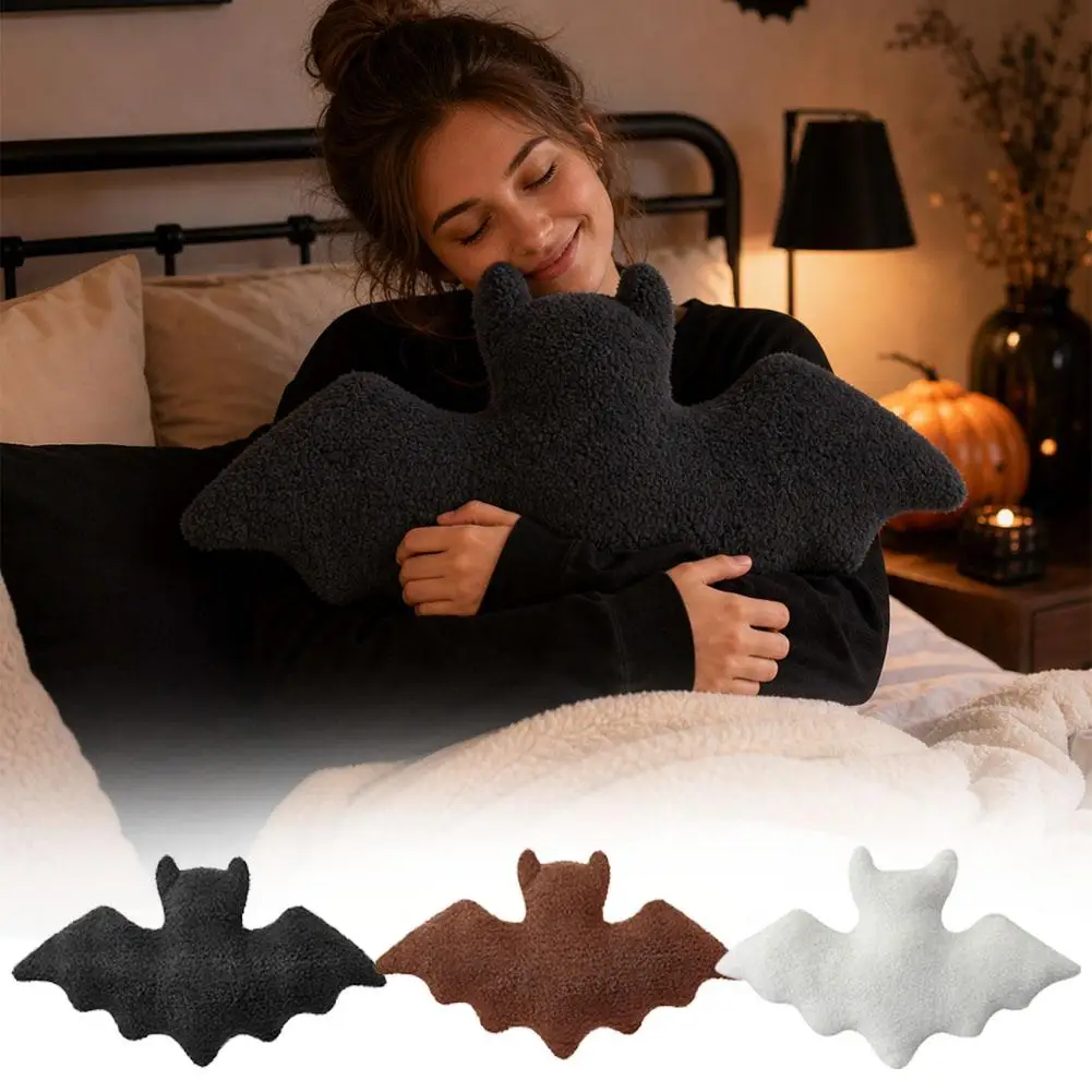 Non-shedding Halloween Bat Throw Pillow PP Cotton Filling Fluffy Surface Bat Decorative Pillow Black Skin-friendly Bat Gift