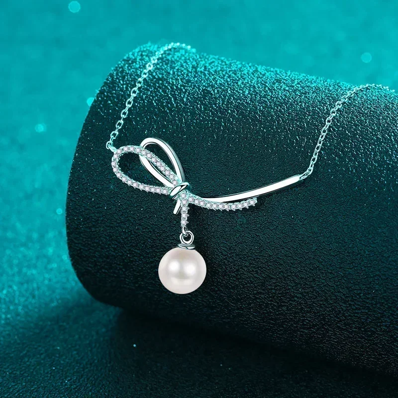 Sweet Inlaid with 19 Point Moissanite Pearls PT950 Platinum Necklace, Large Bow Diamond Pendant Cute Collarbone Chain for Women