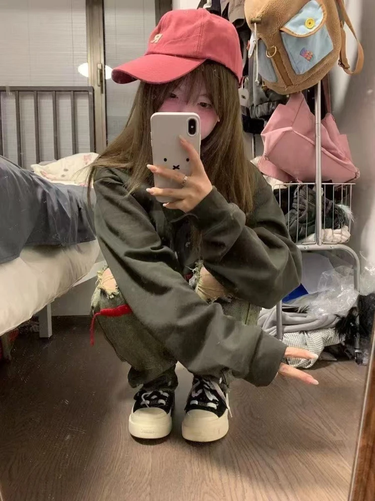 Y2k الأمريكية خمر كم طويل تي شيرت المرأة عادية إلكتروني طباعة الشرير نمط قمة الشارع الشهير ريترو الهيب هوب 2025 الخريف