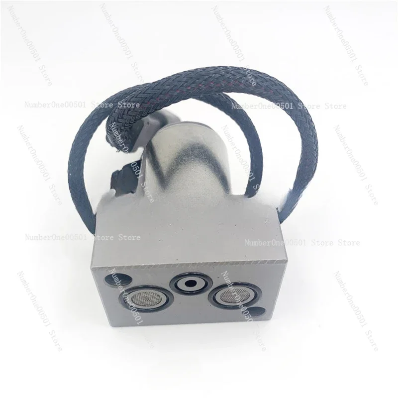 

Excavator Suitable for Komatsu PC130 200 220 300 360-7/-8 Hydraulic Pump Large Pump Proportional Solenoid Valve