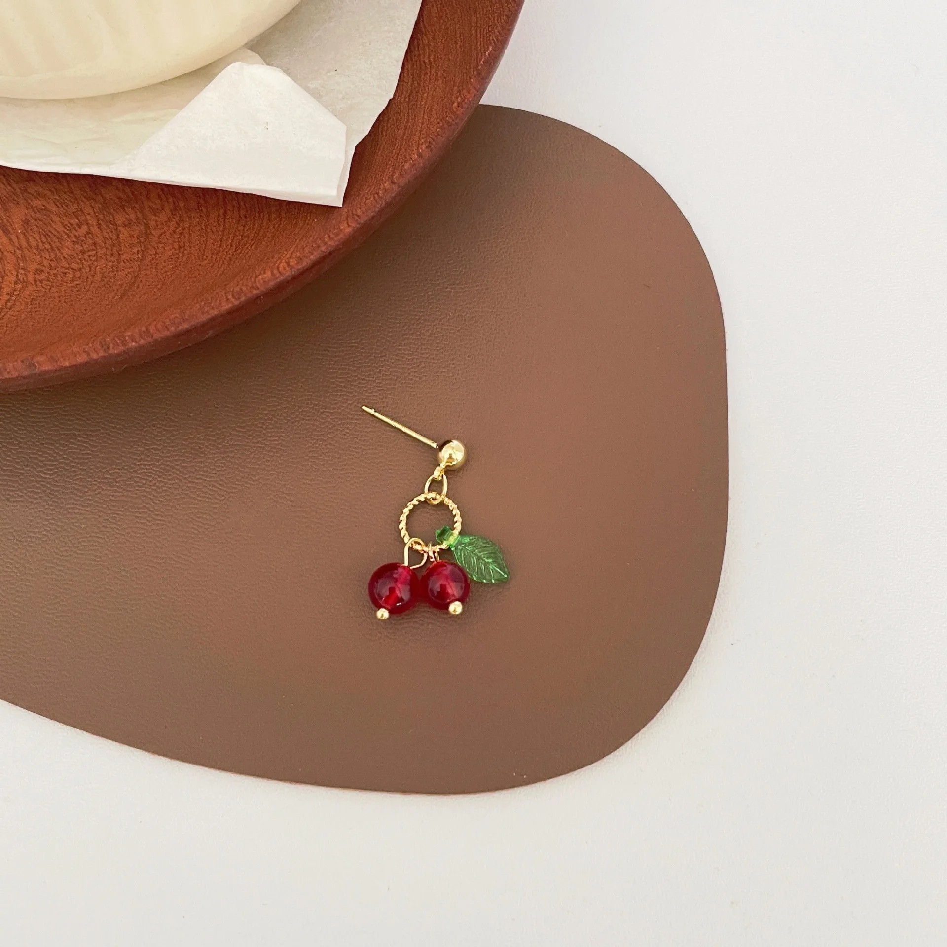 Korean Version Creative Cute Little Cherry Eardrop Earrings Ear Clip Female Fruit Red Cherry Women No Piercing Clip on Earrings