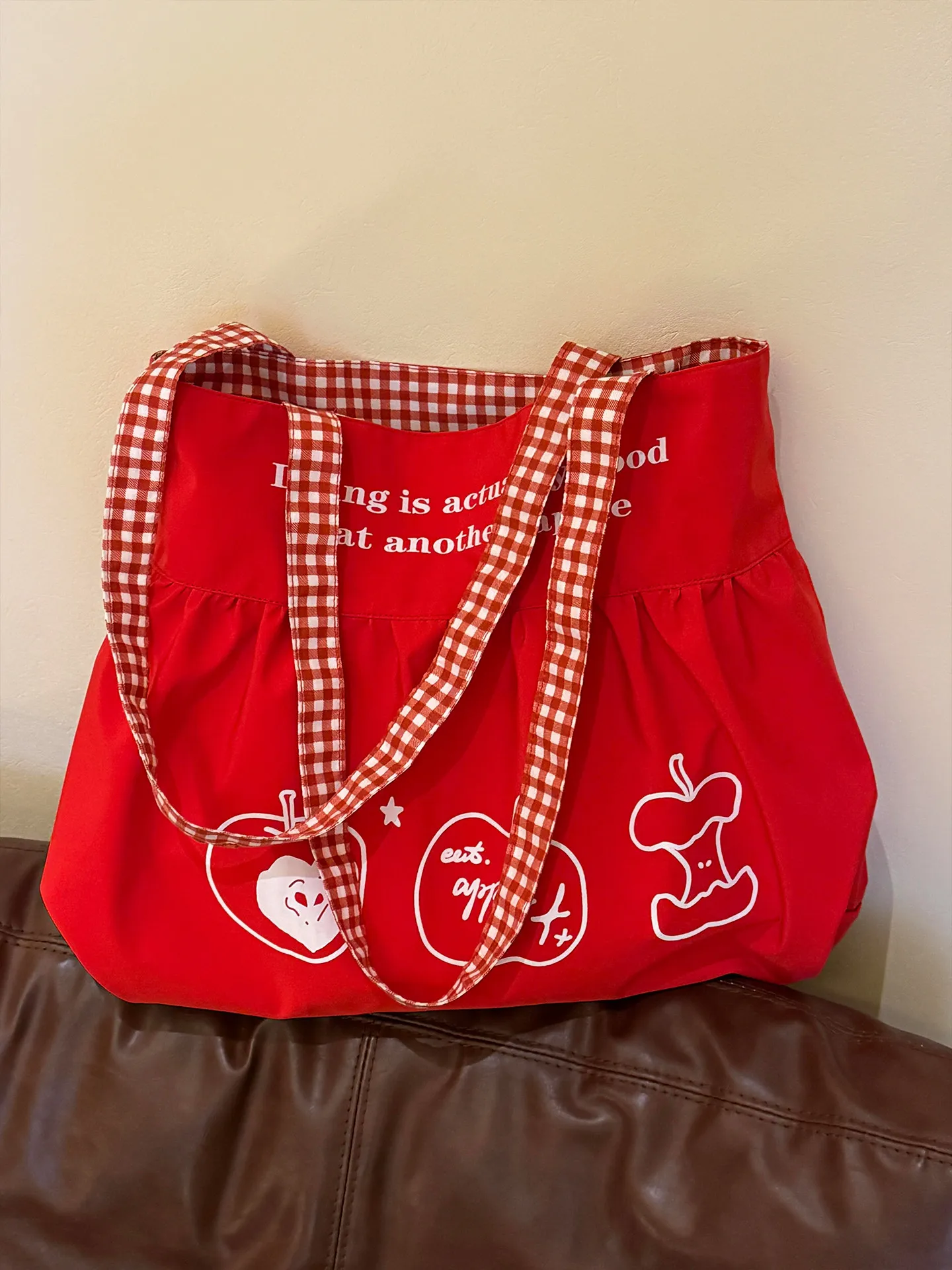 Fashionable Cute Apple Red Canvas Bag Women's Handbag 2026 New Korean Style Large Capacity Commuter Tote Bag Shoulder Bag
