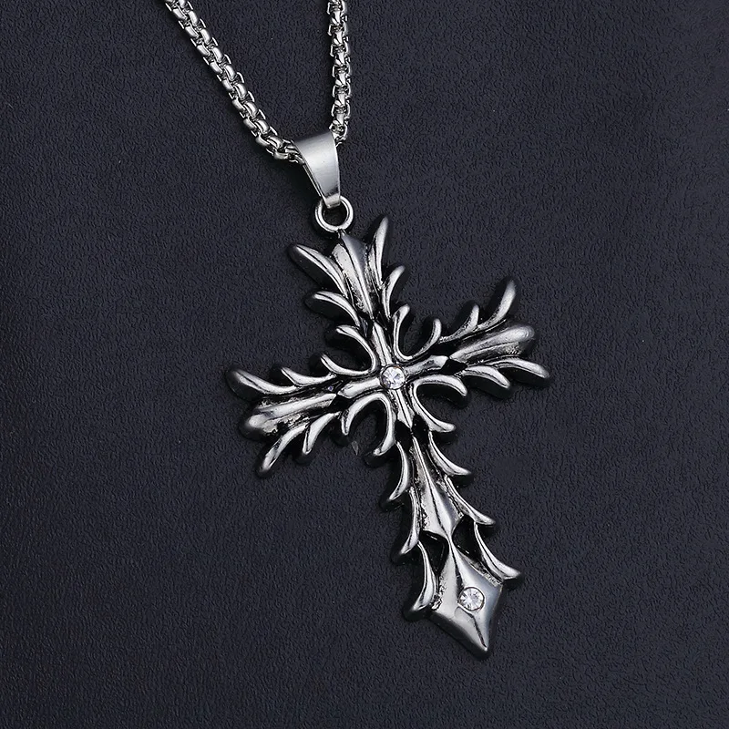 

Mask Necklace Spearhead Cross Pendant Fashion Charm Sun Compass Skeleton Pentagram Sweater Chain Jewelry for Men Women Gifts