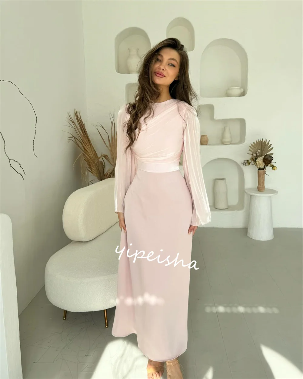 Cetim plissado A-Line O-Neck Midi Gown, Arábia Saudita Vestidos, Ocasião sob medida, Dia dos Namorados