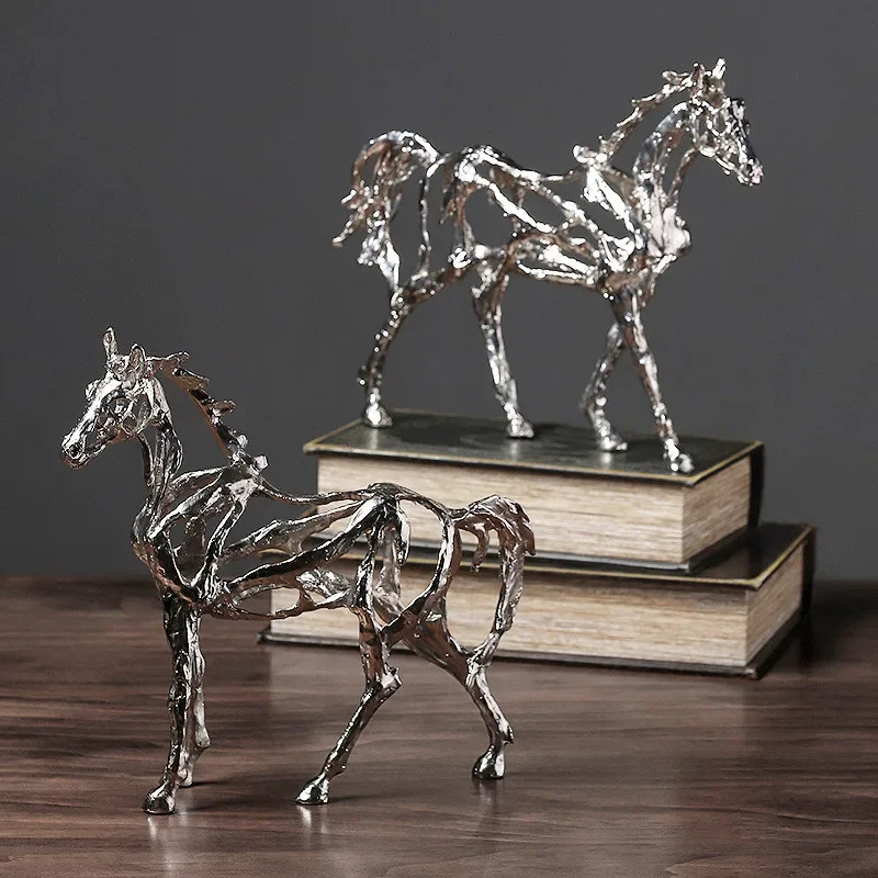 Creative Hollow Electroplate Horse Sculpture Bookshelf Desk Ornaments, Resin Home Decorations, VIP Crafts Collection