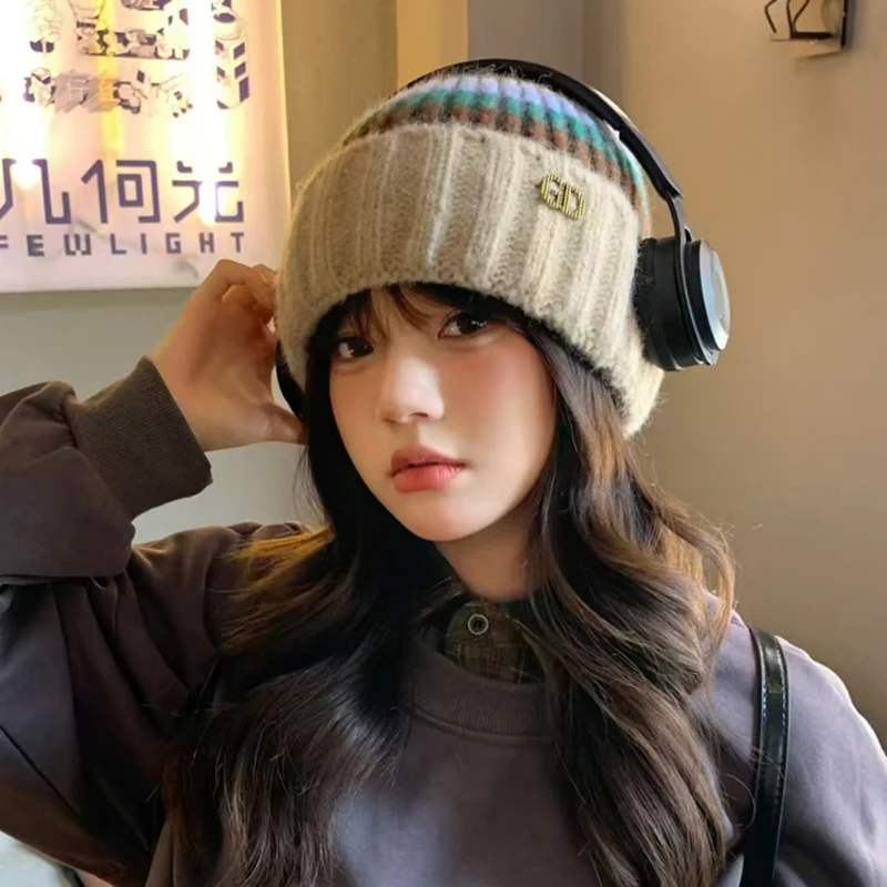 2024 cappello di fagioli misto lana a righe colorate moda donna autunno e inverno all\'aperto caldo coppia cappello lavorato a maglia tendenza