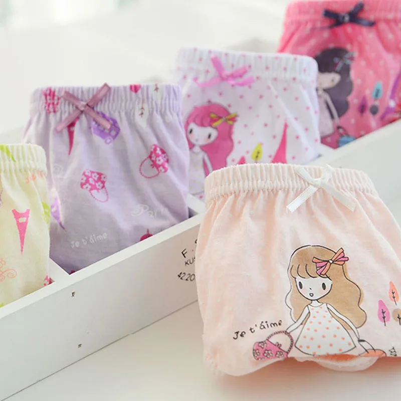 4-pack Girls Panties Cotton Skin-friendly Children's Triangle Underwear Beautiful Character Printed Adorable Briefs For Girls