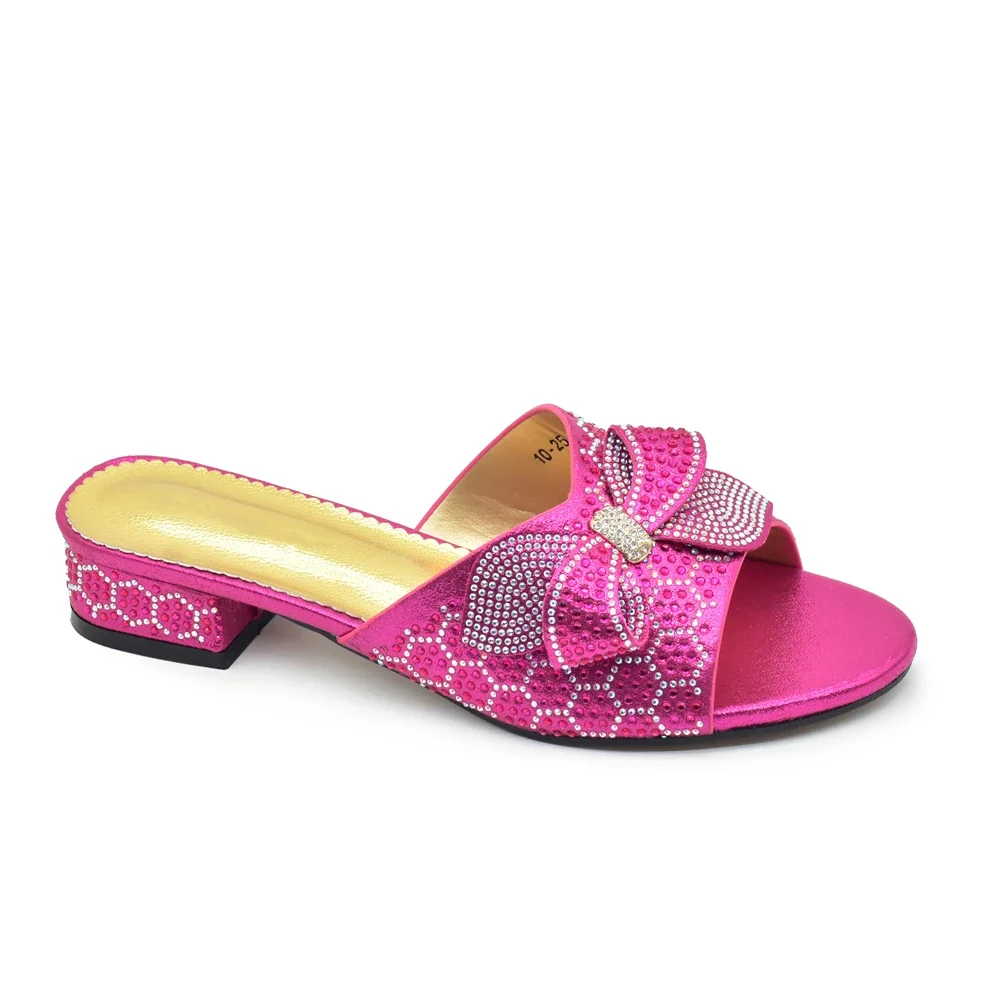 Mais recente marca designer de cristal grande arco salto baixo feminino strass bowtie sapatos casamento tamanho grande italiano elegante bombas festa