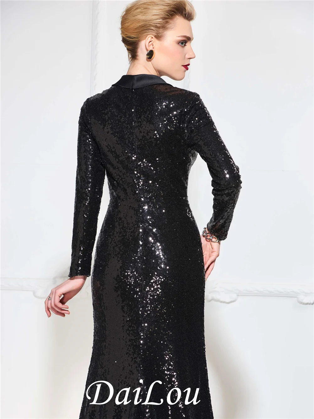 V-Neck Mermaid Court Train Long Sleeves Zipper-Up Floor-Length With Sequins Evening Dress 2022