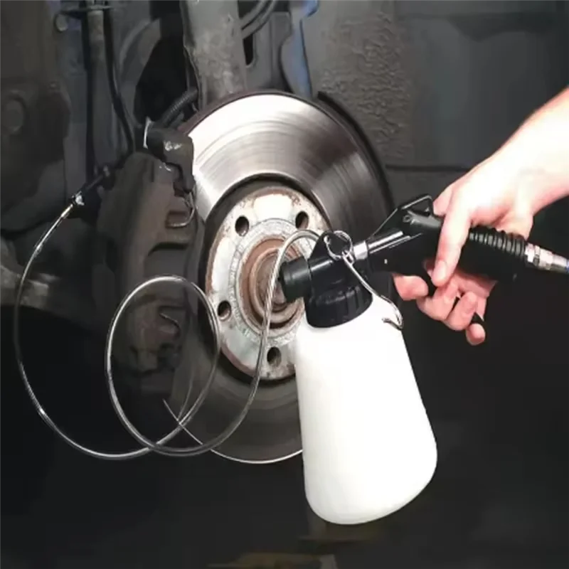 

Car Brake Bleeder Hydraulic Pump Kit 1L 0.75L With Fluid Tank And Tubing Oil Change Air Purge Tool For Trucks