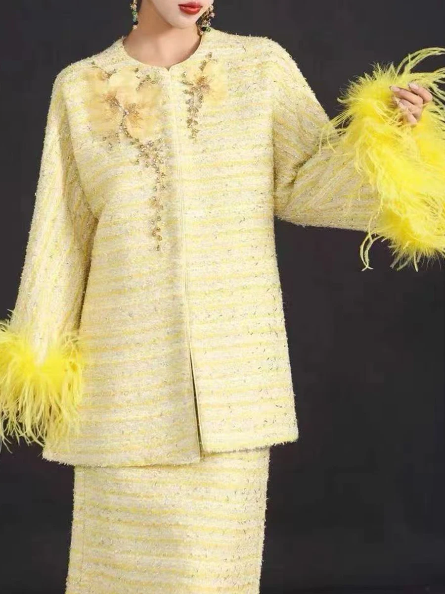 Twotwinstyle hit cor solta emendado penas casacos elegantes para mulheres o pescoço mangas compridas retalhos apliques casaco feminino novo