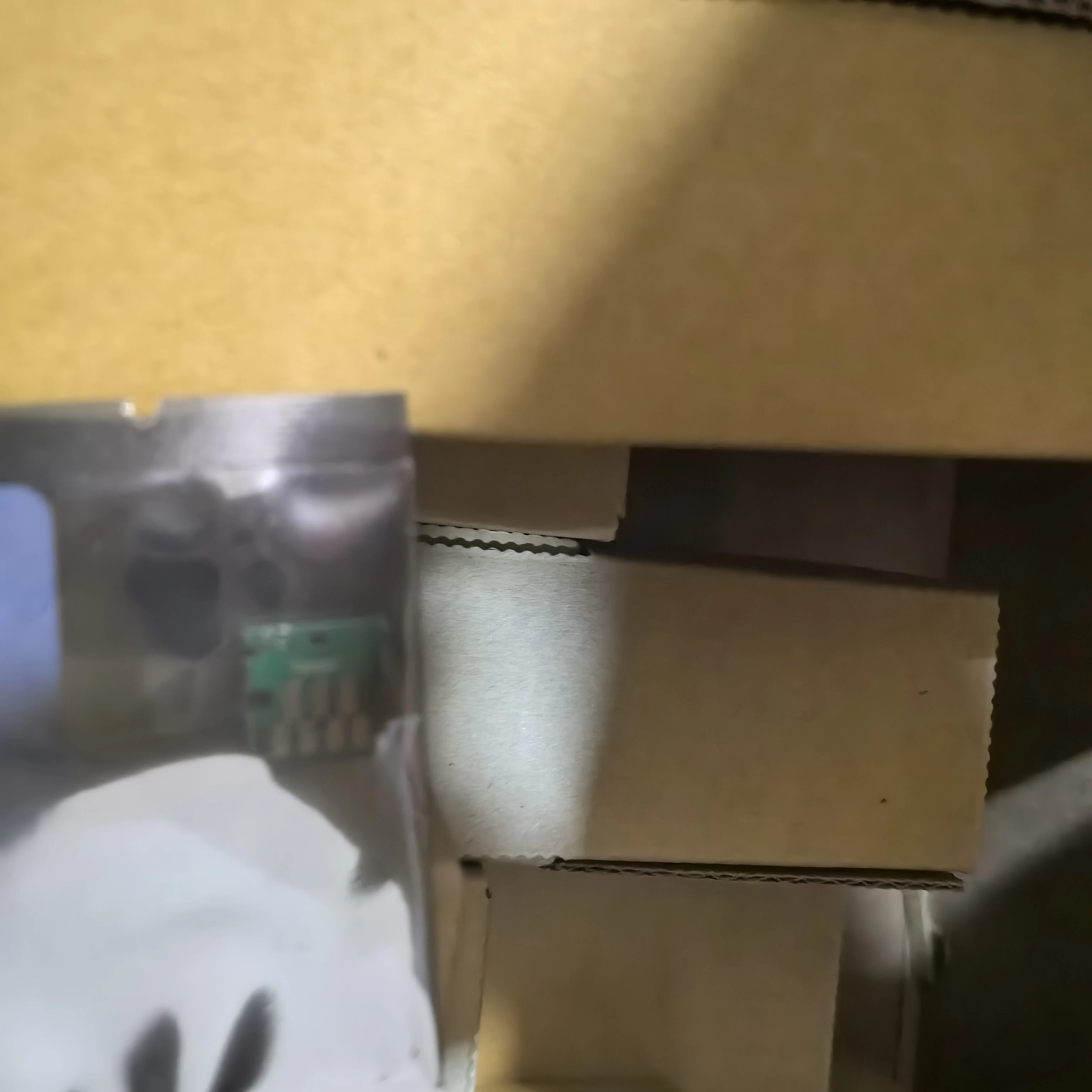 

10 шт. C9345 чип резервуара для отработанных чернил для EPSON L8050 L8160 L8180 L15158 L15168 L15180 L18050 ET 8500 8550 18100 M15180