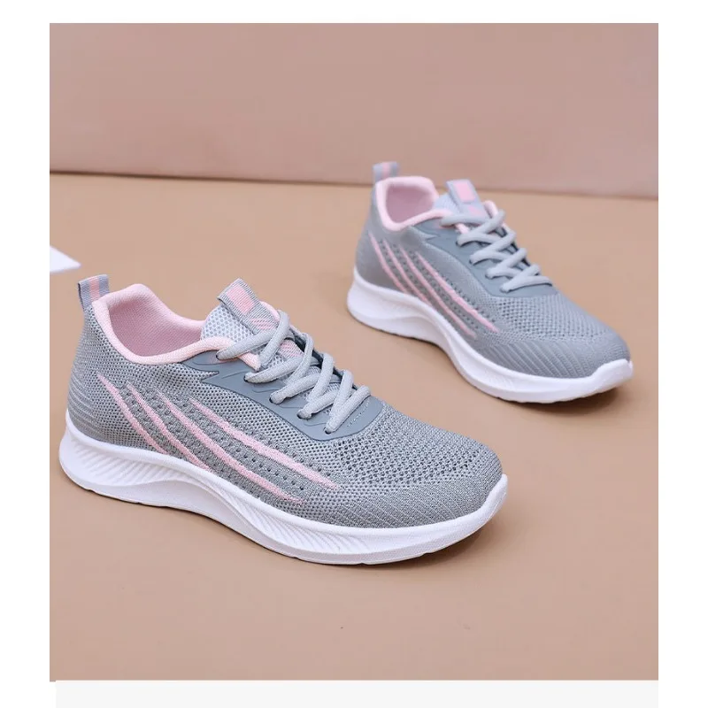 Sepatu Lari Ringan Wanita Musim Panas Bersirkulasi Bertali Latihan Jalan Kaki Gym Sol Empuk Anti Selip Kasual Penghilang Kelelahan