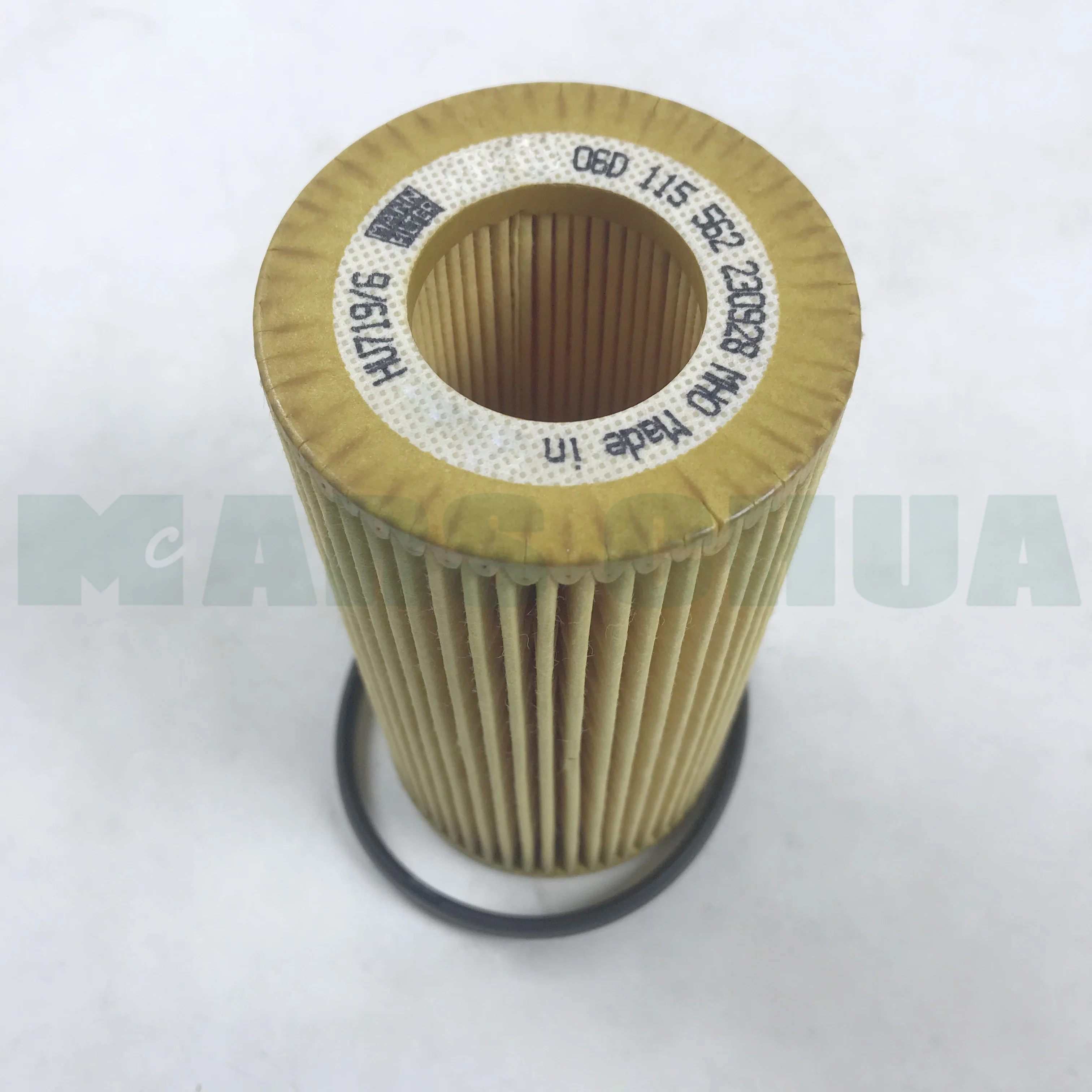 06D115562 engine oil filter element is suitable for 05-13 Audi Volkswagen 2.0L 2.5L A3 A4 Jetta Golf Beetle view 4