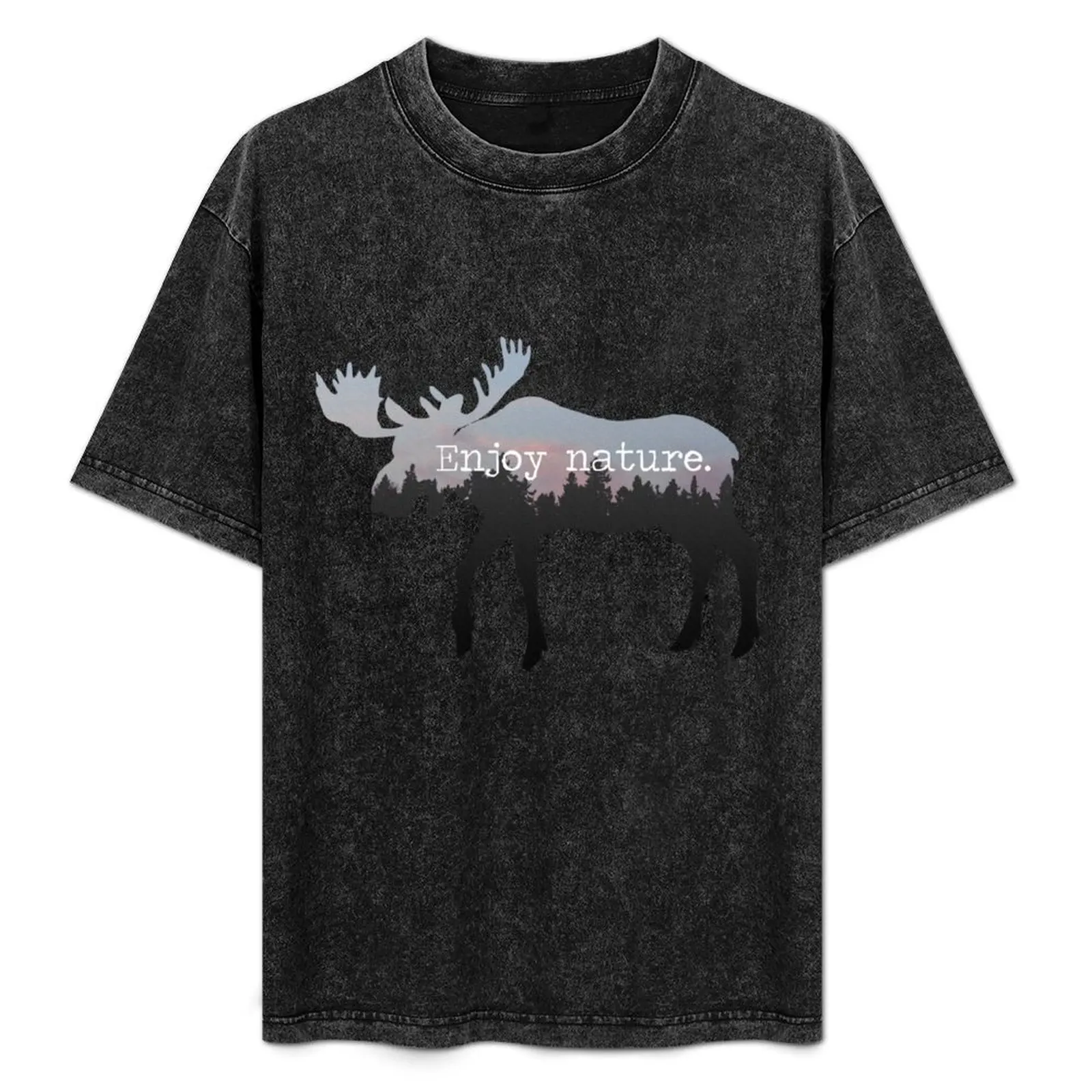 

Enjoy nature. T-Shirt Simple Line Art Print Tee