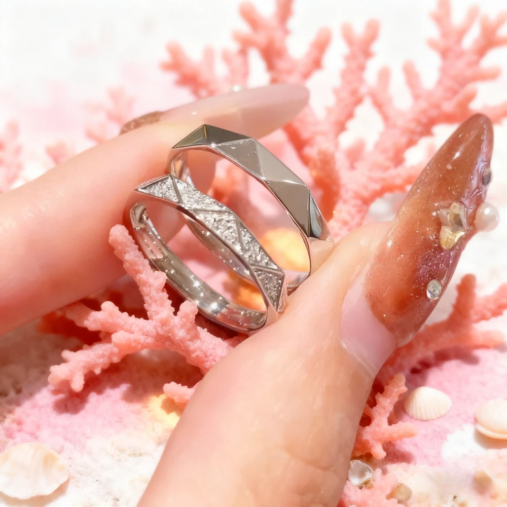 

2025 New Elegant accessories French Luxury Triangular Rhombus Fashion Women's High quality Moissanite Sparkling Enchanting Gift