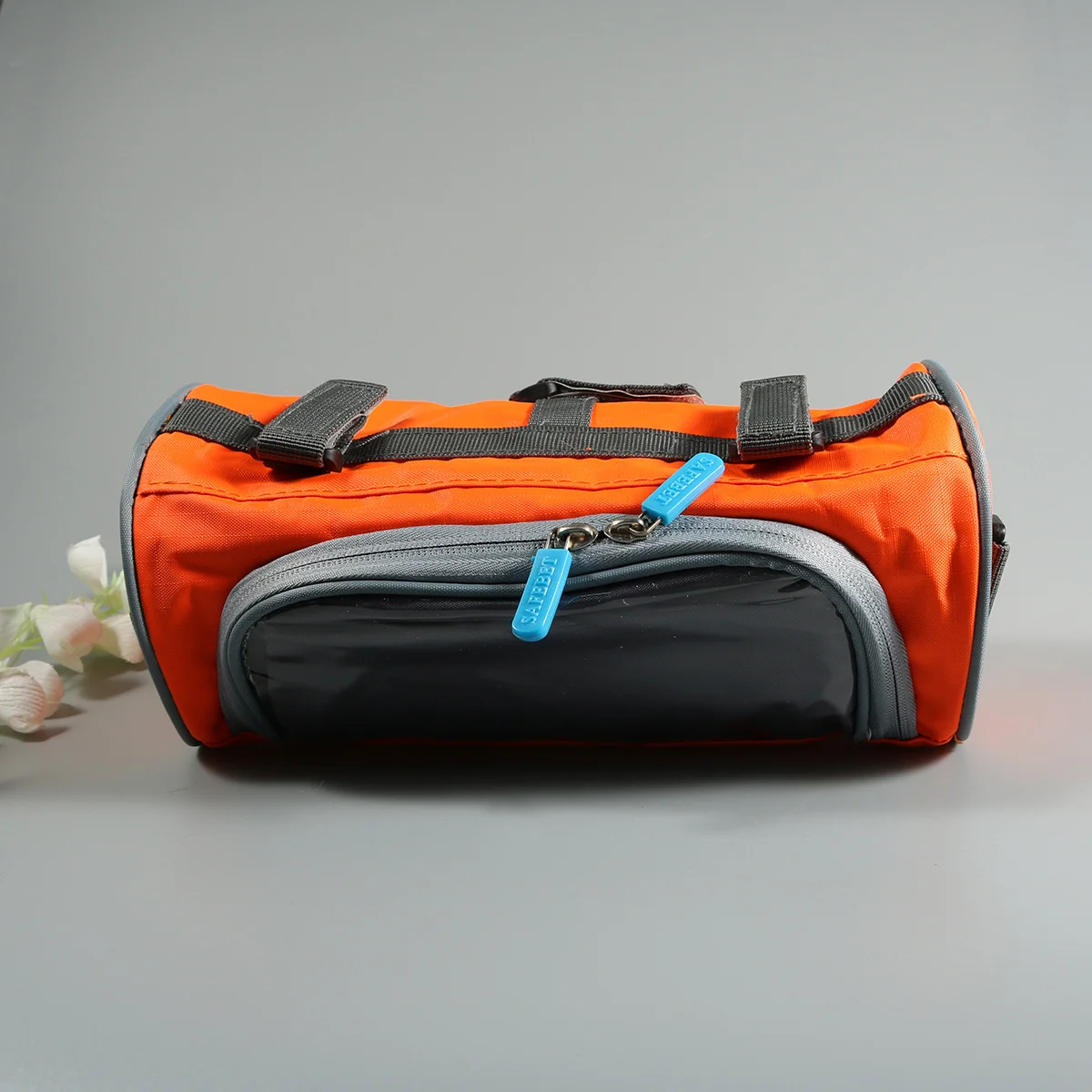 

Waterproof Oxford Cloth Bike Handlebar Bag Large Capacity Touchscreen Front Storage for Road Mountain Bikes Orange
