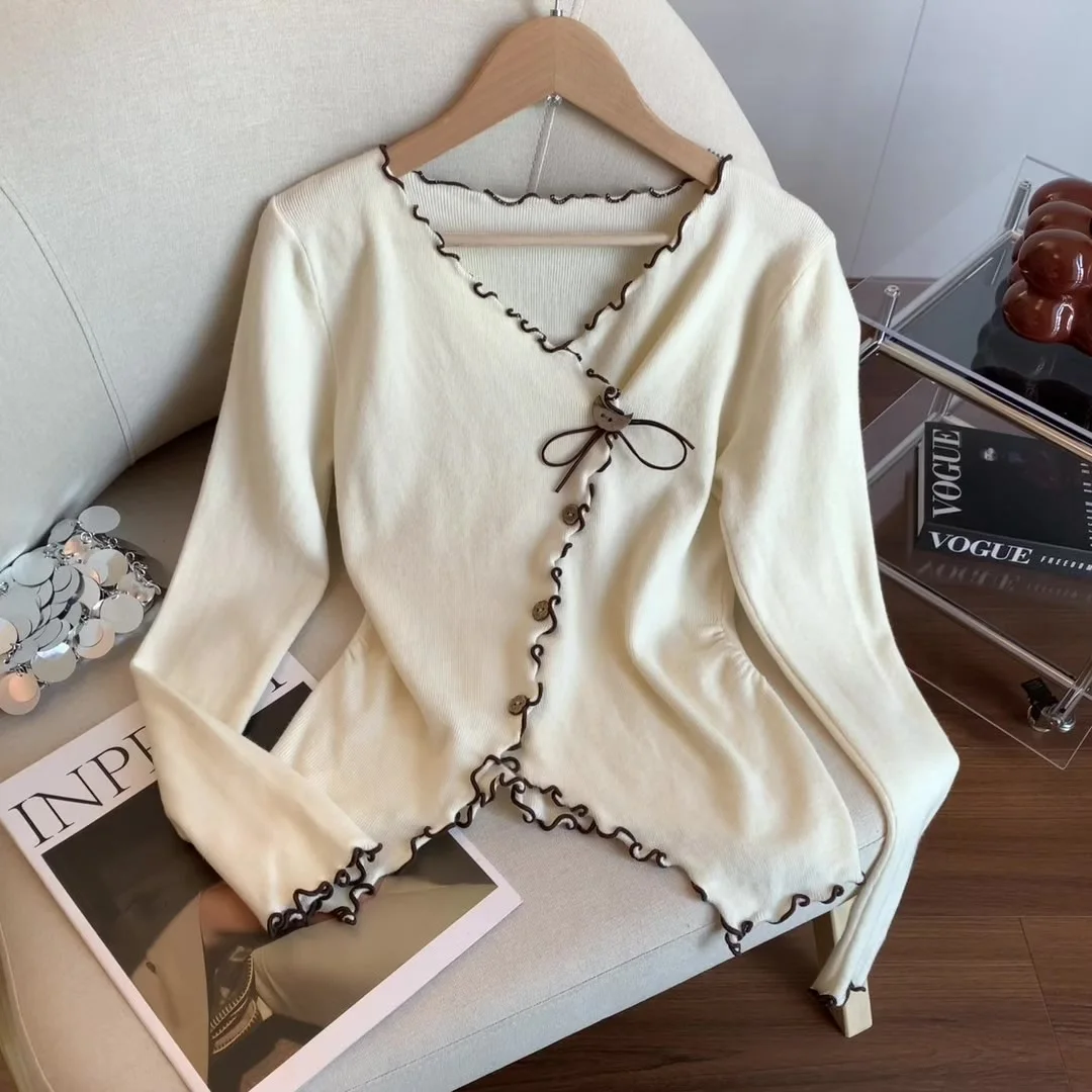 

Women's Apricot V-Neck Cardigan Sweater 90s Vintage 2000s Y2k Knitwear Outerwear Long Sleeves Sweater Autumn Winter Clothes 2025