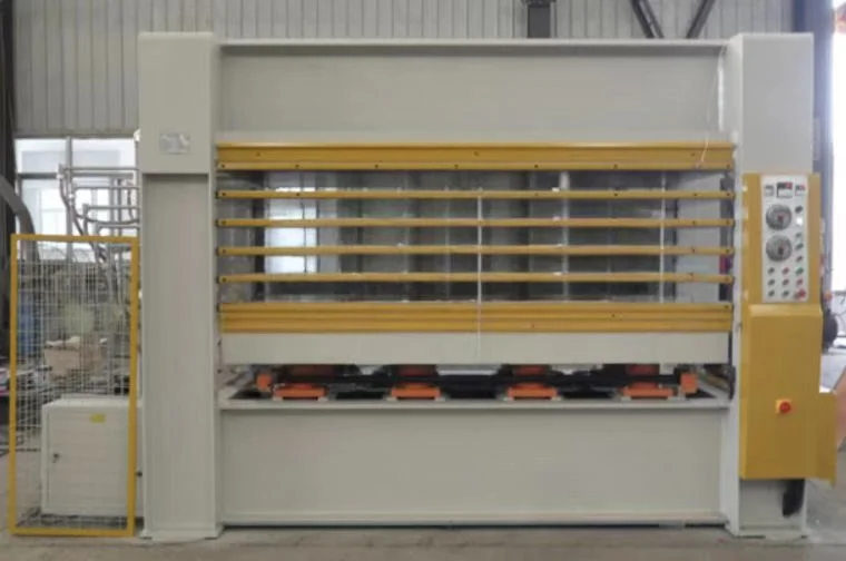 Pressa a caldo idraulica per legno per pressa a caldo per porte con 100T 120T 1 2 3 4 5 strati