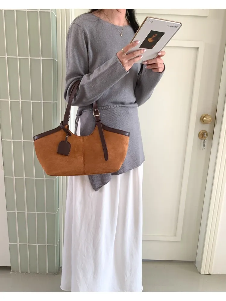 

Fashion 2025 New Women's Tote Bags Autumn Winter Shoulder Bag Versatile Casual Luxury Design Handbag Large Capacity Female Bags