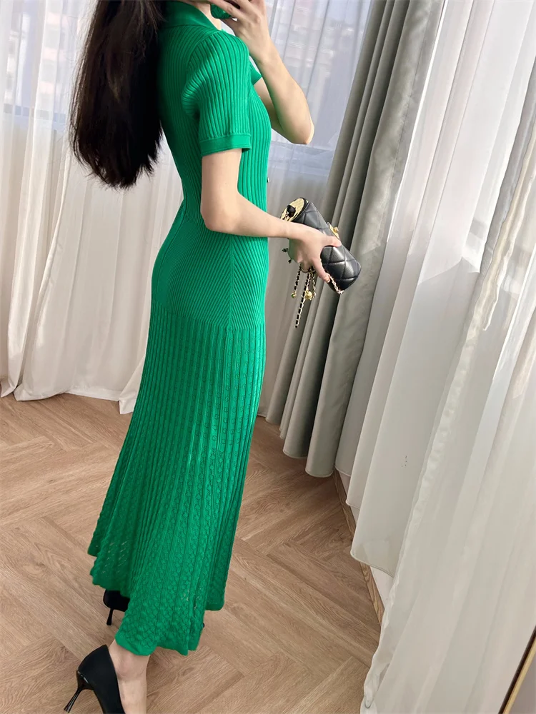 

"Light Mature French" 2024 Spring Dopamine Green Knitted Mid length Dress Elegant and Elegant Style Hollow out Dress