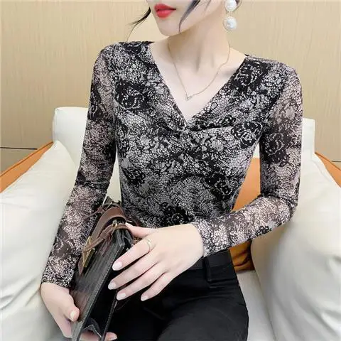 Spring Autumn New Top Tee Net Yarn Bottoming Shirt Female Slim Interior Lapping Interior Lapping T-Shirts Polka Dot Fashion Tops