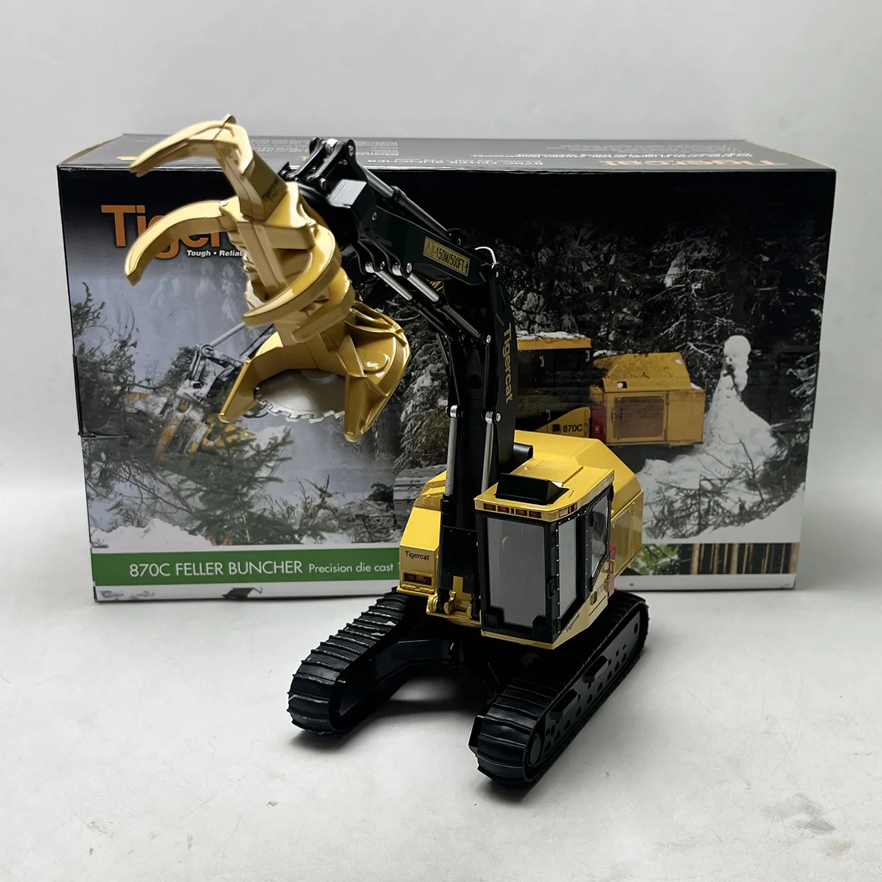 Diecast Tigercat 1/32 Scale Canadian Tiger Cat 870C Cv284 Tracked Logging Machine Alloy Car Model