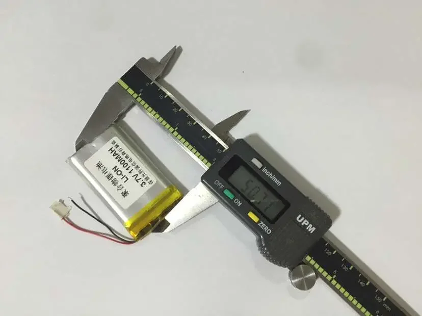 بوليمر الليثيوم 3.7 فولت القدرة الكاملة الجديدة 703050   1100 مللي أمبير MP4 / معدات / راديو صغير خلية ليثيوم أيون قابلة للشحن