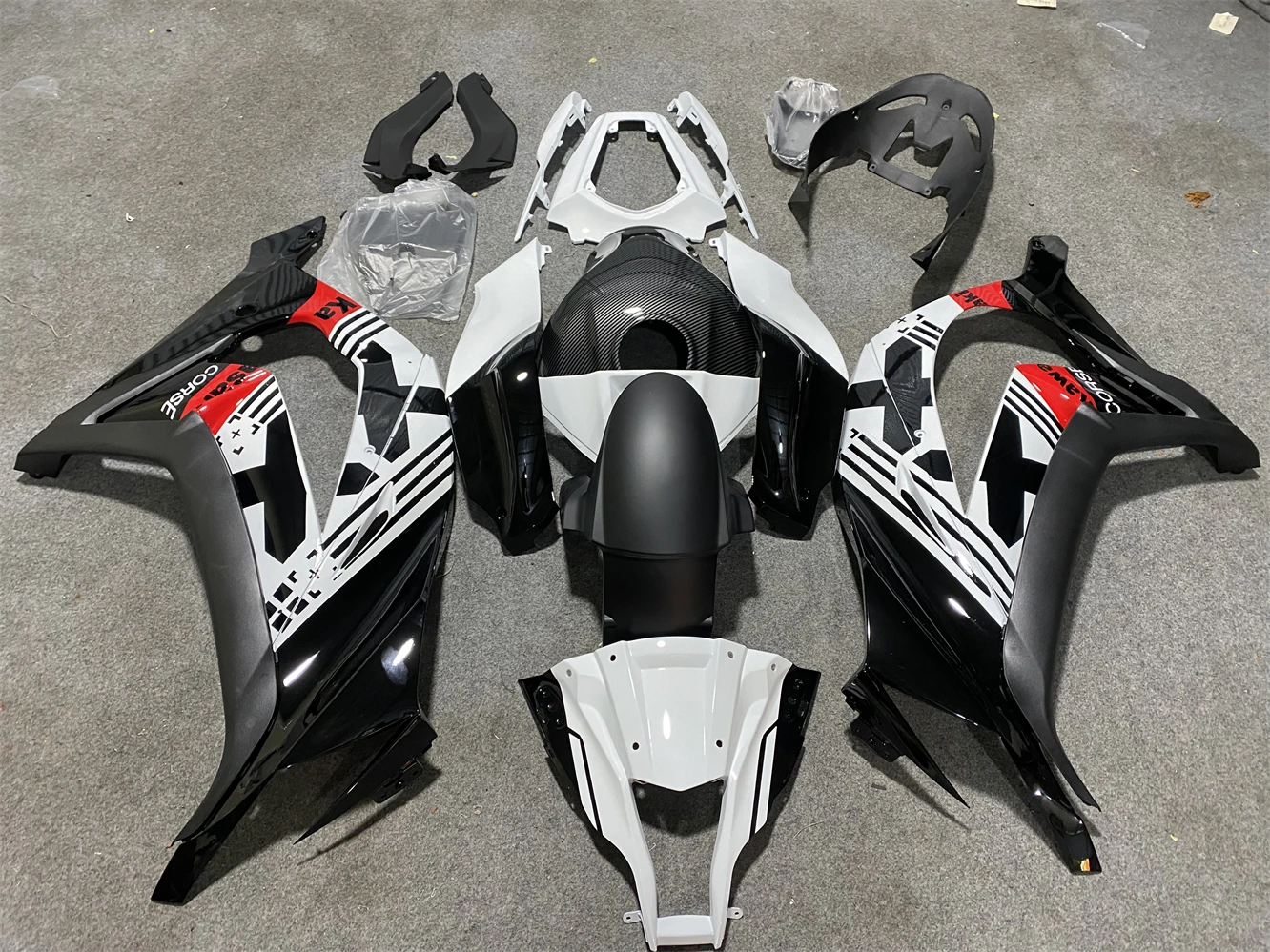 ABS Injection For ZX-10R ZX10R 2011 2012 2013 2014 2015 Motorcycle Fairing ZX 10R Carbon fiber paint tank cover