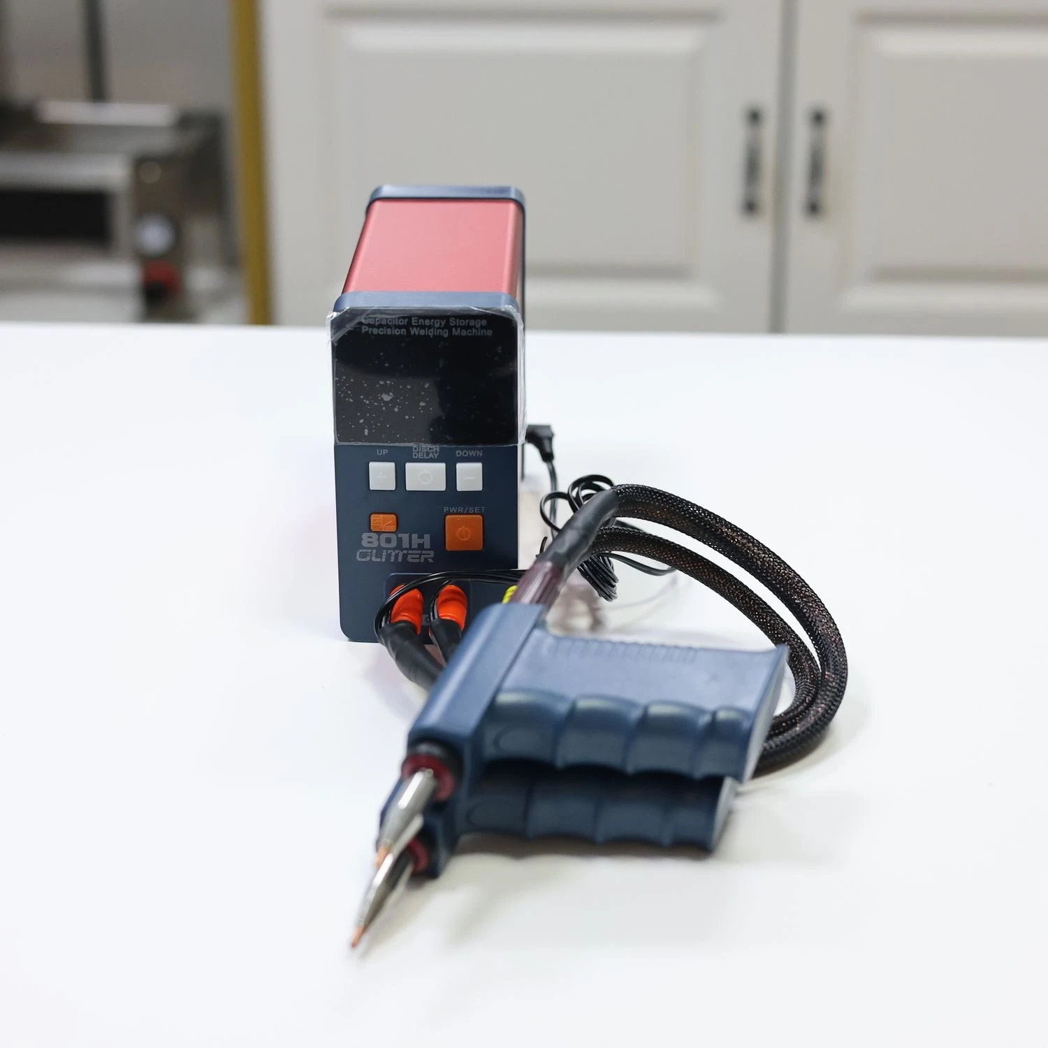 

801H Spot Welder 21KW 3500A High Current Pulse Spot Welding Machine For Aluminum Nickel Lithium Iron Phosphate Battery