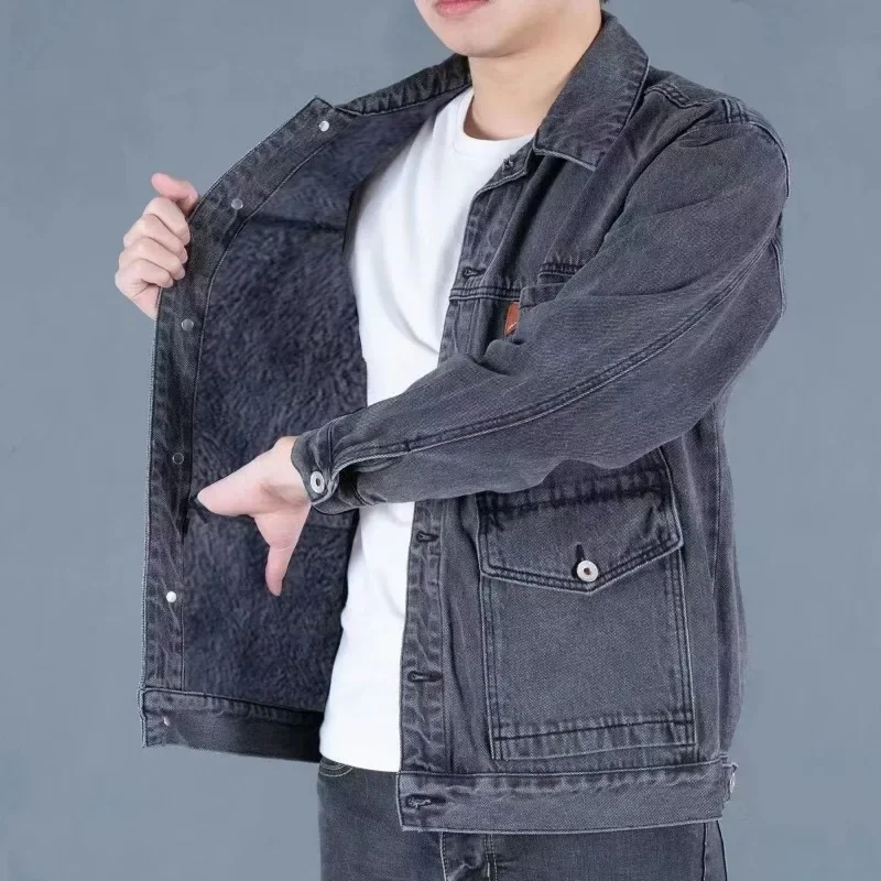 Plush Thicken Denim Jacket for Men's Warmth Durability Wind Resistant Winter Middle-aged Men's Oversized Loose Denim Jacket