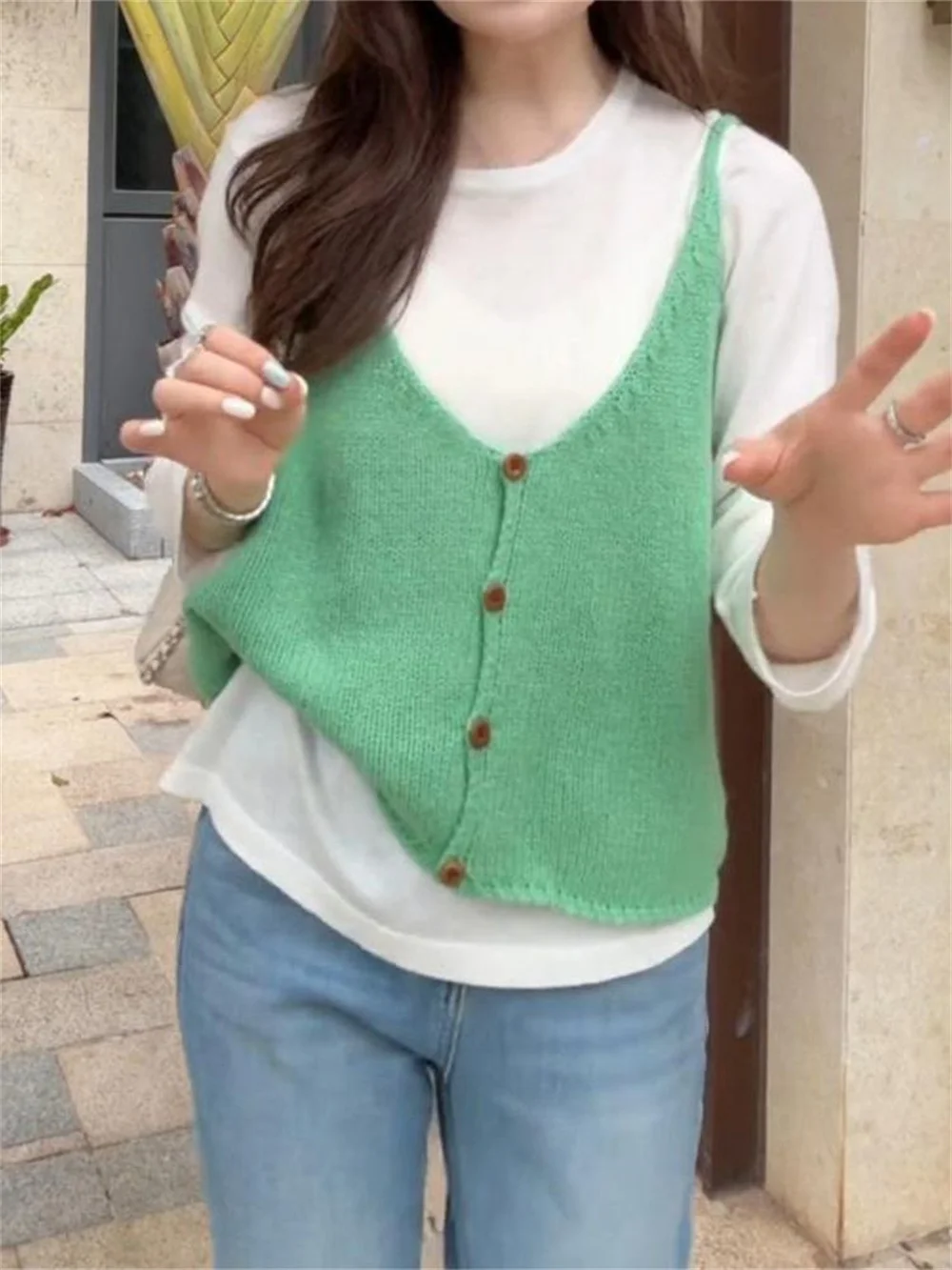 Elegant Ladies Short Sweater Vest Spring Autumn V-neck Sleeveless Black Knitted Top  Girls Clothes