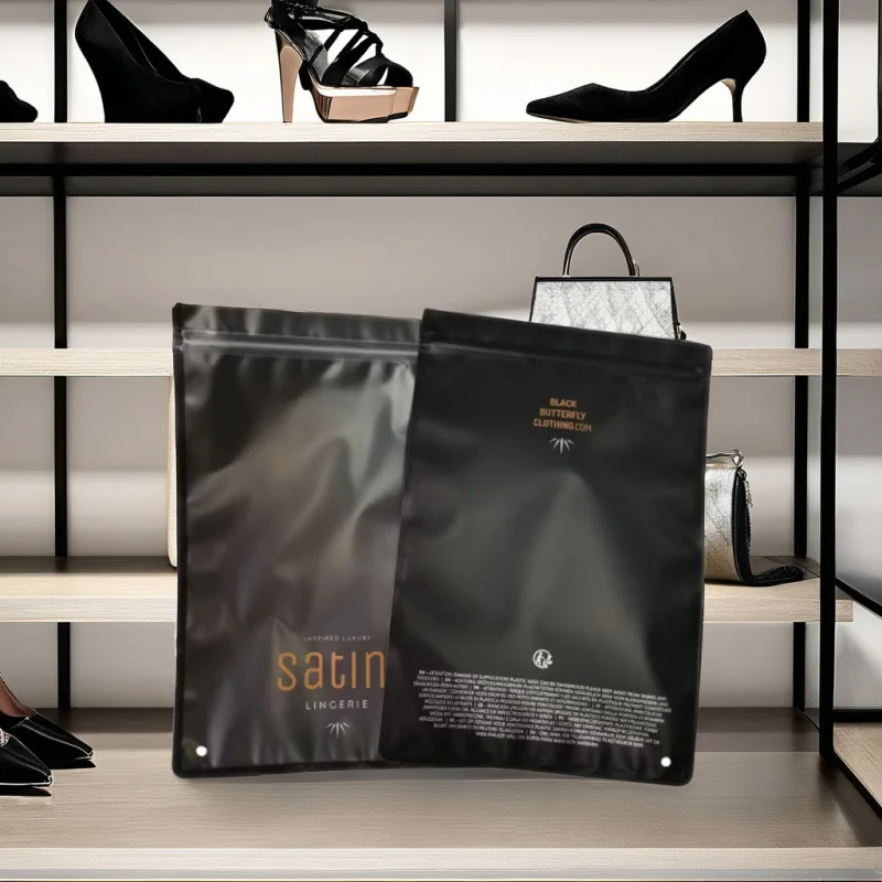 2025customized.Custom Ziplock Plastic Packaging Bags Custom Design Underwear and Sock Stand up Bags with Zipper