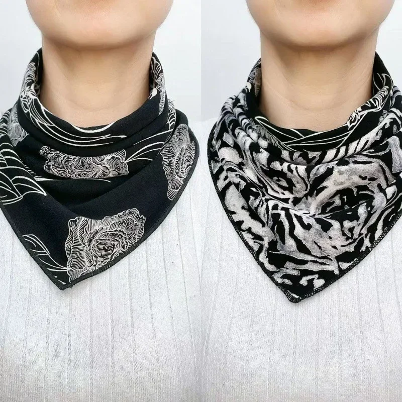 Ladies Double-Buckled Triangular Scarf Australian Fleece Cotton Double-Sided Floral Design Neck Warmer For Autumn And Winter